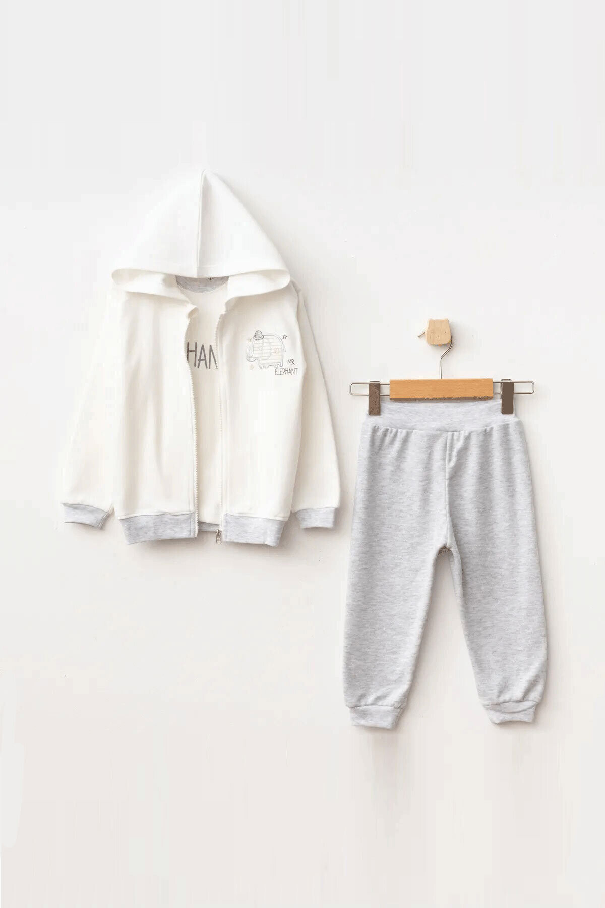 Erkek Bebek Fil Nakışlı Sweatshirt Pantolon T-shirt 3 lü Alt Üst Bebek Takımı 3 Ay-24 Ay