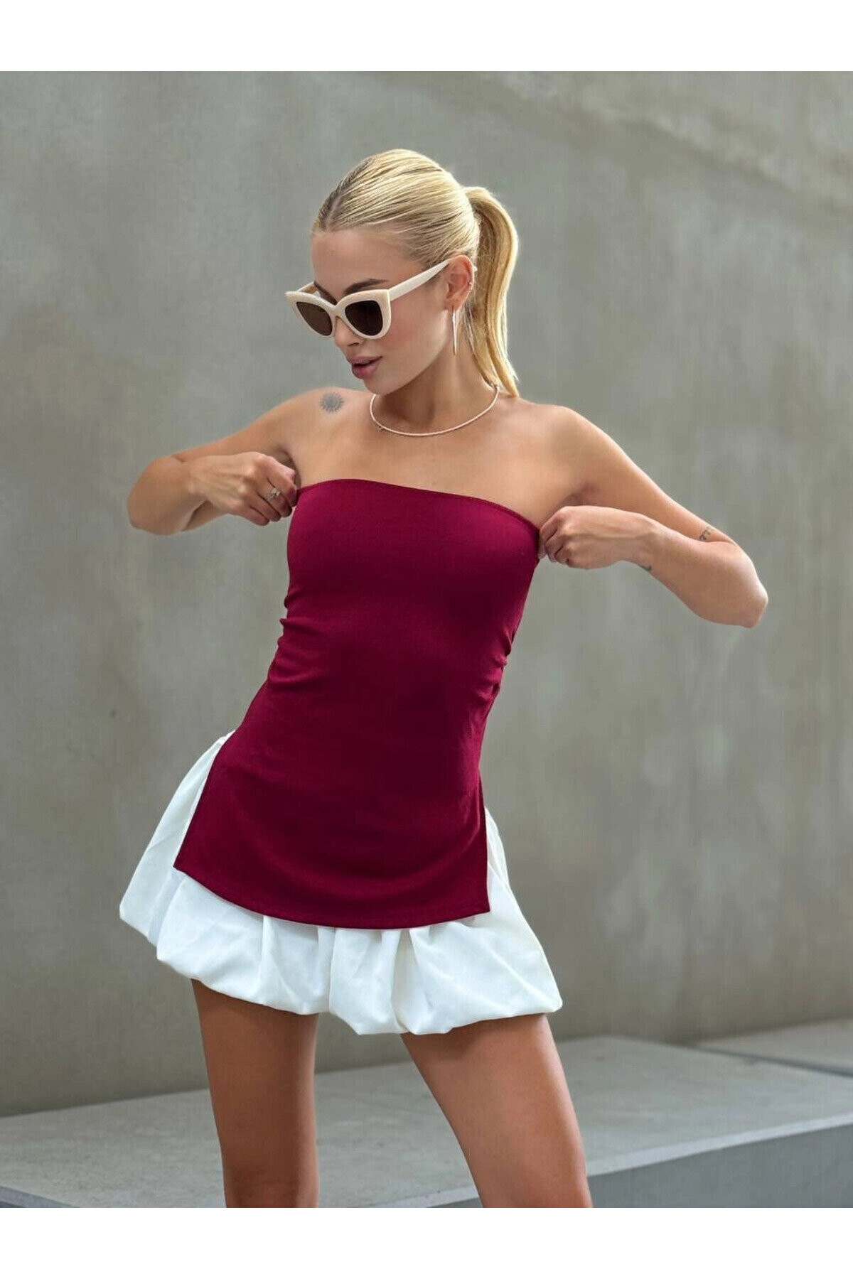 Kadın Bordo Yanı Büzgülü Çift Yırtmaçlı Straplez Bluz PLD24S-3059