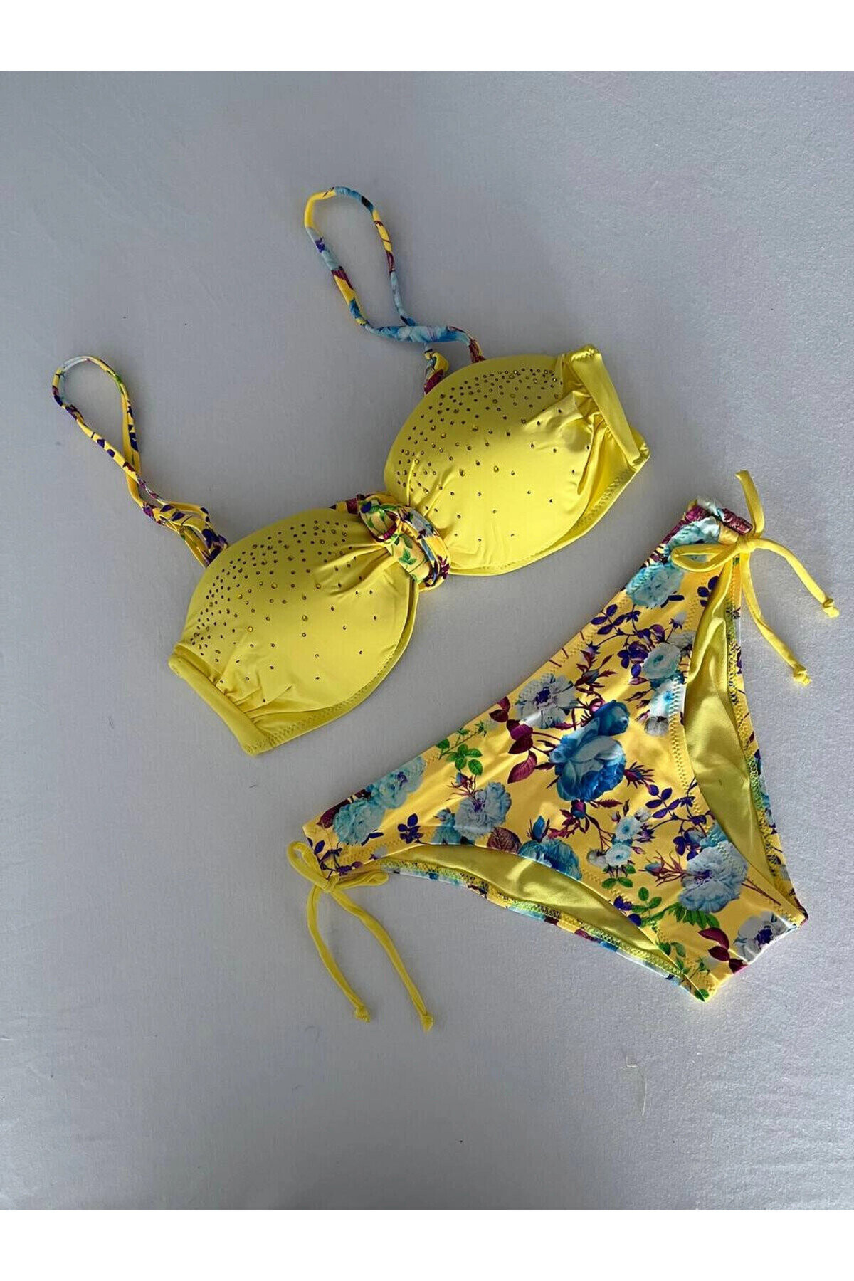 Kadın Sarı Taş İşlemeli Astarlı Bikini Takım PLD25S-3018