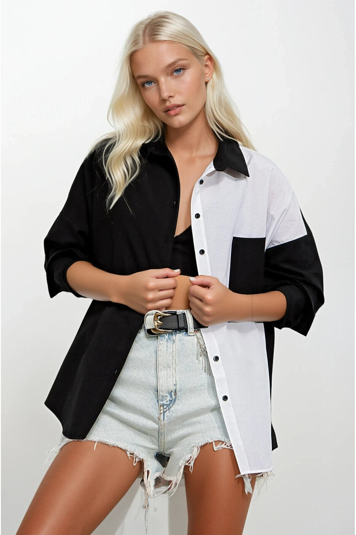 Kadın Siyah Beyaz Renk Bloklu Poplin Basic Gömlek PLD22S-3123
