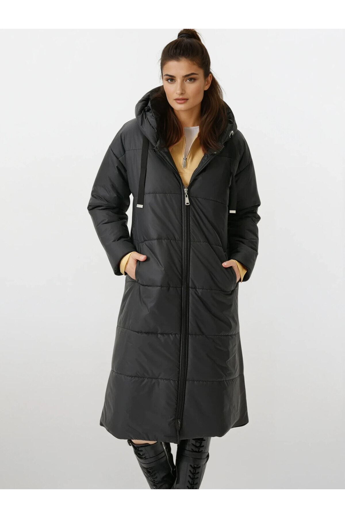 Kadın Siyah Kapşonlu Uzun Oversize Şişme Mont PLD22W-3172