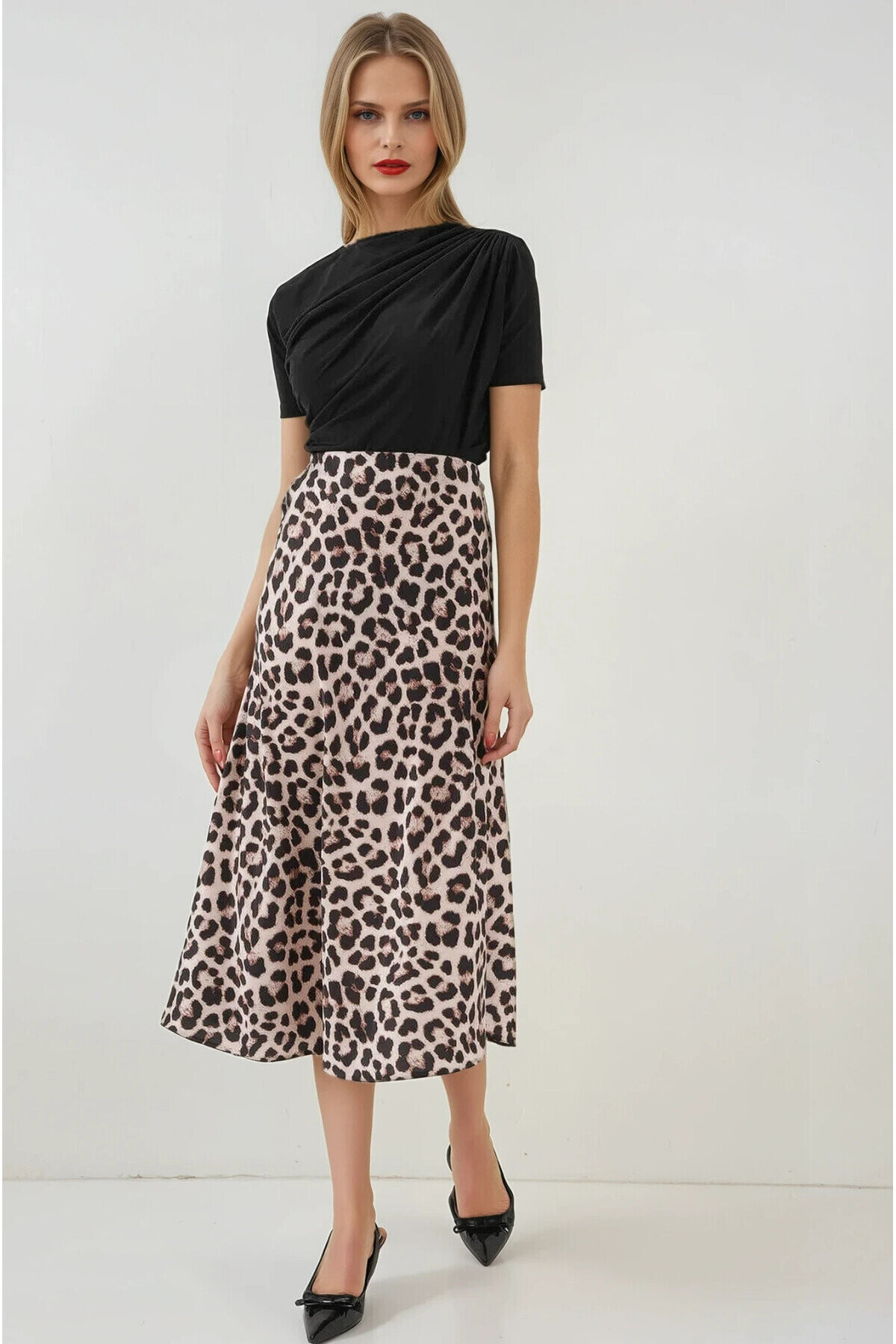 Kadın Vizon Leopar Desenli Saten Yüzeyli Beli Lastikli Midi Boy Etek PLD23S-3109