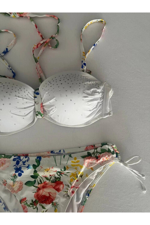 Kadın Beyaz Taş İşlemeli Astarlı Bikini Takım PLD25S-3018
