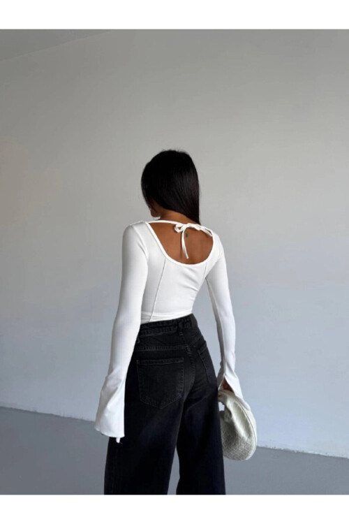 Kadın Beyaz Uzun Kollu Arkası Bağlamalı Fit Kesim Crop Bluz PLD25W-3048