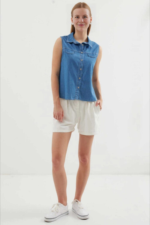 Kadın Denim Kolsuz Metal Düğmeli Cep Aksesuarlı Kot Gömlek PLD24S-3122