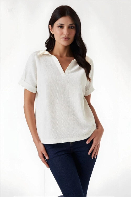 Kadın Ekru Polo Yaka Geniş Kesim Örme Bluz PLD24S-3065