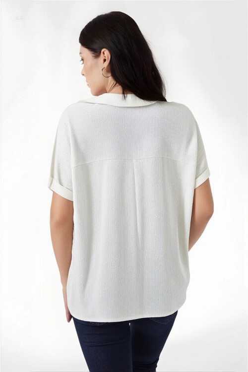 Kadın Ekru Polo Yaka Geniş Kesim Örme Bluz PLD24S-3065