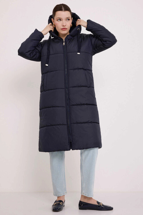 Kadın Lacivert Kapşonlu Uzun Oversize Şişme Mont PLD22W-3172