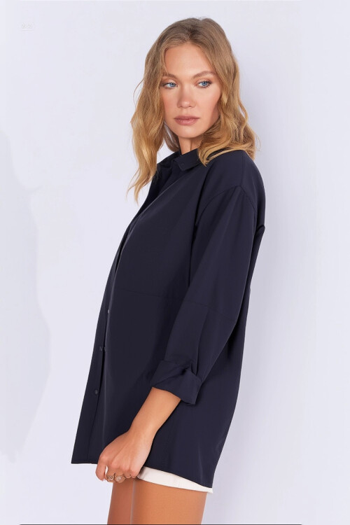 Kadın Lacivert Oversize Uzun Basic Gömlek HZL22W-BD139001