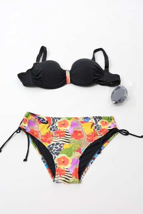 Kadın Siyah Çok Renkli Desenli Astarlı Üçgen Bikini Takım PLD24S-3029