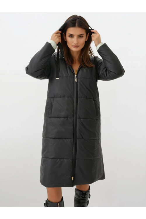 Kadın Siyah Kapşonlu Uzun Oversize Şişme Mont PLD22W-3172