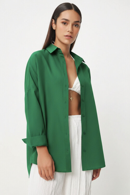 Kadın Zümrüt Yeşili Oversize Uzun Basic Gömlek PLD22W-3118