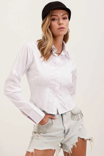 Kadın Beyaz Slim Fit Beli Gipeli Crop Poplin Gömlek PLD24W-3124