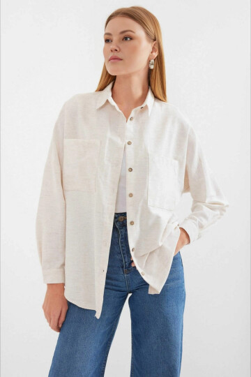 Kadın Ekru Oversize Çift Cepli Keten Gömlek HZL22S-BD1201261