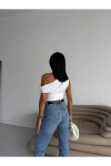 Kadın Beyaz Yandan Drapeli Kayık Yaka Sandy Bluz PLD25S-3055