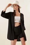 Kadın Siyah Kolu Nakışlı Midi Kimono PLD22S-3152